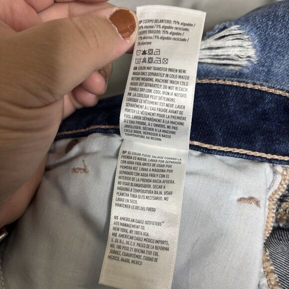 American Eagle Outfitters Mom Blue Jeans Womens 16 Distressed Embroidered - Picture 6 of 15